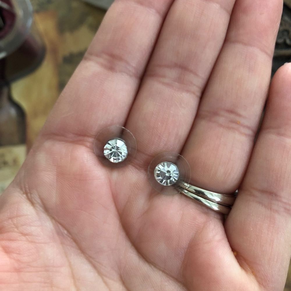 Cubic Zirconia round earrings